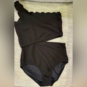 Girls Black Scalloped Edge One Piece Swimsuit With Side Cut Out